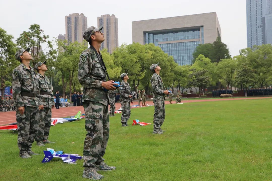 https://mmbiz.qpic.cn/sz_mmbiz_jpg/rwVeBYoAwwiaDs01MOpsGLrb8fNt4k1yT5edJzSF2us6OEDPICHB8BfiacQj8mysR3tABqQxGciaSXexPhGx4RFDQ/640?wx_fmt=jpeg